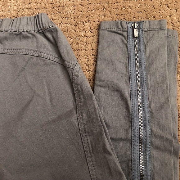 BCBG MAXAZRIA Myles skinny pant - XS - Limestone - Picture 3 of 5